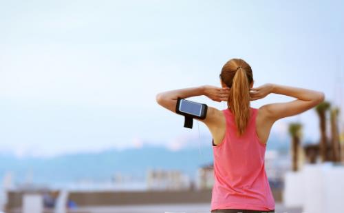 女性常做運動健身抗衰老 防衰老的運動盤點