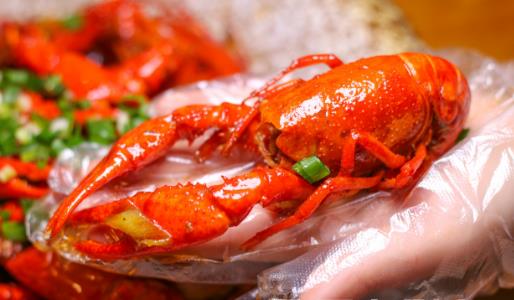小龍蝦遭遇國家衛健委點名!好吃也要注意防病