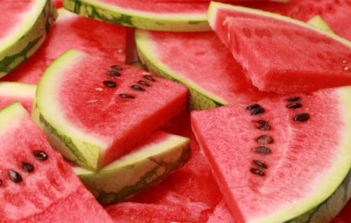 千萬(wàn)不能吃西瓜的6類(lèi)人