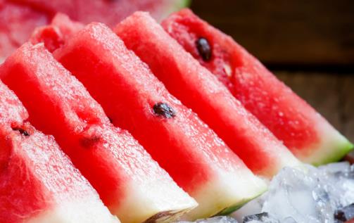 千萬(wàn)不能吃西瓜的6類(lèi)人