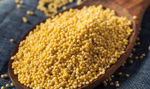 想要排毒養(yǎng)顏 這8中天然食物必不可少