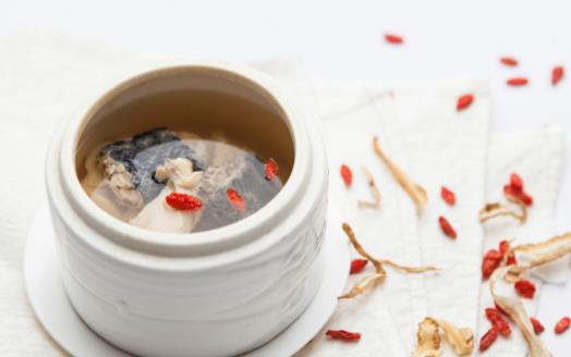 夏天飲食該進補 營養(yǎng)師推薦美味解暑湯