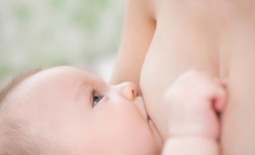 堅持母乳喂養也要走過重重難關 母乳喂養的10個誤區