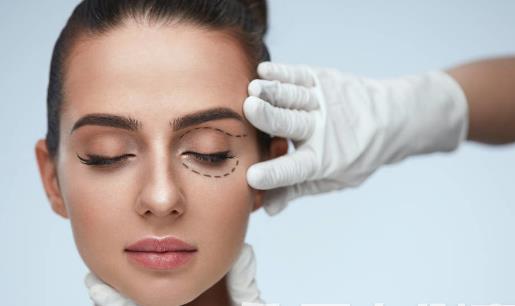 眼袋嚴重影響臉部美觀 可以緩解眼袋的食物