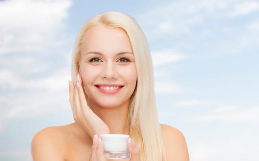 新手小白應(yīng)該如何護(hù)膚 要注意這三點