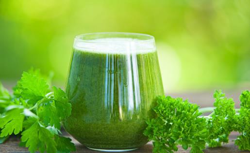 芹菜食療的4大神奇功效 清熱除煩鎮(zhèn)靜助眠