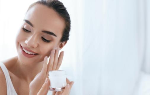 簡單且科學的護膚方法 絕大多數(shù)人卻都做錯了
