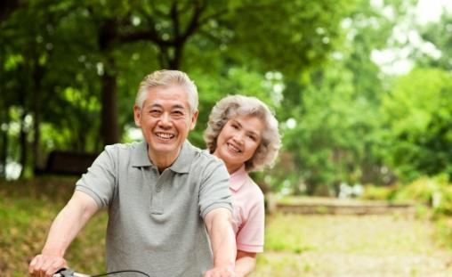 為什么有些人的頭發(fā)兩鬢會先白