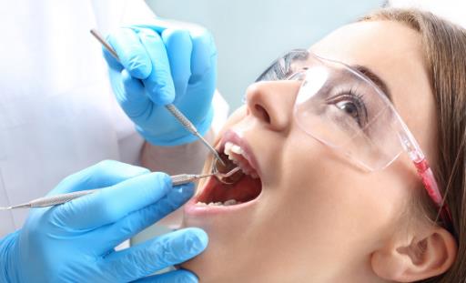 洗牙到底好不好？洗牙會傷牙嗎?