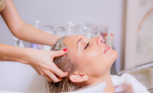 多久洗一次頭發(fā)才是最健康的