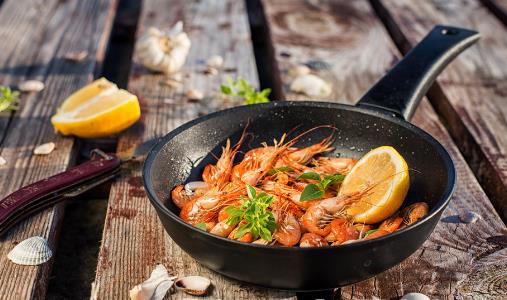 使用不粘鍋會(huì)致癌嗎？如何避免