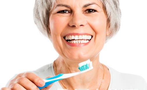 老年人科學保護牙齒 切莫陷入護牙健齒的錯誤觀念