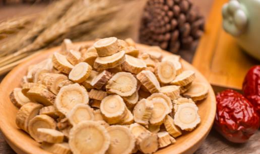 老年人科學的進補 進補需據身體虛的類型來選擇補的方式