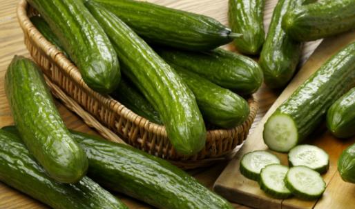 怎么自測體內(nèi)缺不缺水？缺水的危害有哪些？