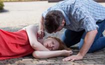 ?高溫天氣暈厥時有發生 預防中暑九大方法