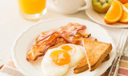 逼死強迫癥的問題終于有答案:先運動還是先吃早餐?