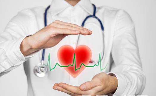 心臟求救的11個信號 睡著時能聽見自己的心跳