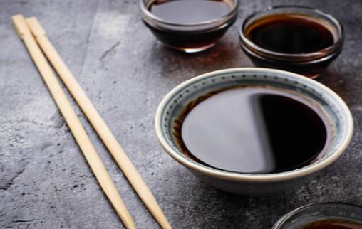 能美白牙齒的10種食物 對牙齒不好的5種食物