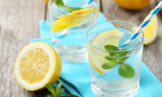 能美白牙齒的10種食物 對牙齒不好的5種食物