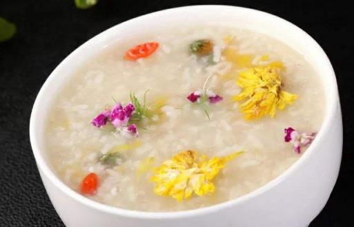 熬夜對健康造成傷害 最適合熬夜一族的養生食物