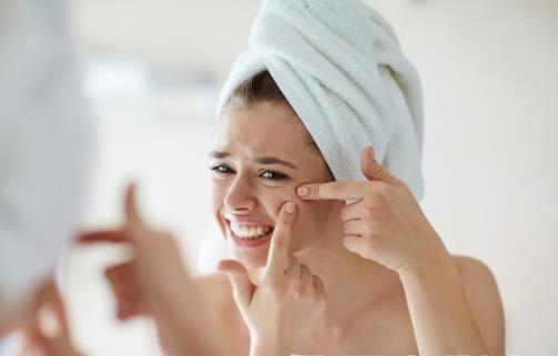 辣椒無辜背鍋!營養(yǎng)學(xué)專家說,長痘的“真兇”是這三種食