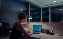 經常熬夜對身體的危害大 推薦養生水果彌補熬夜傷害