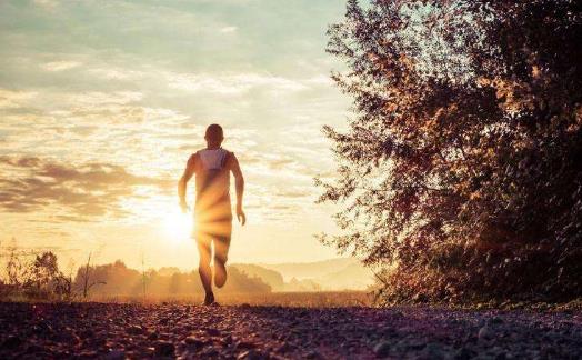 跑步是減肥朋友的最佳選擇 跑步減肥的5個注意事項 