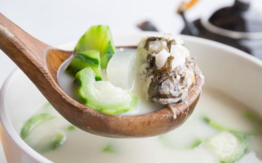 秋分養(yǎng)生:早晚別貪涼,選對(duì)紅薯、堅(jiān)果,溫?zé)狃B(yǎng)肺、補(bǔ)氣