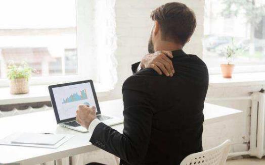 白領長時間的久坐腰部疼痛 改善久坐腰疼的方法