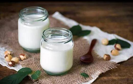 酸奶營養豐富 記住這9招以后喝酸奶就有門道了