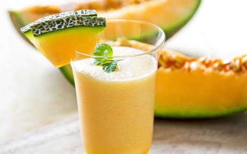 哈密瓜汁的好處 哈密瓜的創(chuàng)意吃法哈密瓜冰激凌