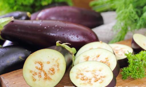 茄子號稱血管清道夫 茄子的8種食用功效