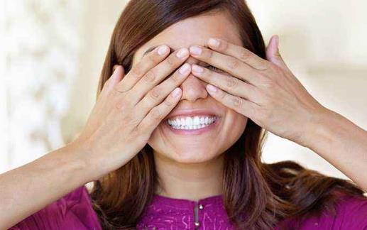 司機視力疲勞的癥狀 預防視力疲勞的飲食調理