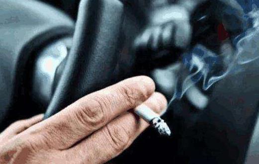 吸煙與咽喉癌的關(guān)系 預(yù)防咽喉癌注重日常生活習慣
