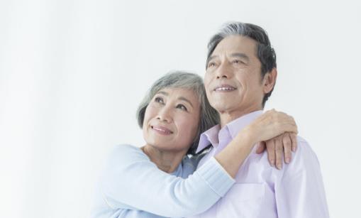 老年朋友養生需要堅持 靜下心來把生活放慢放柔