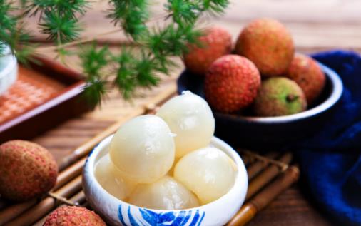 如何預防吃荔枝上火