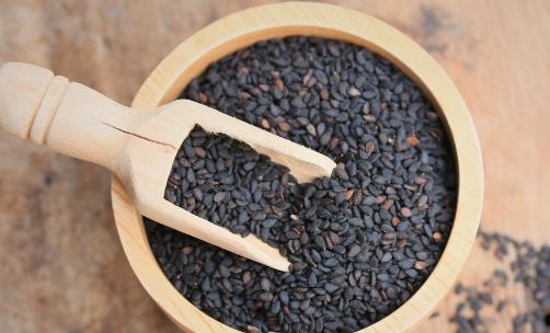 頭發(fā)少要怎么保養(yǎng)？四個(gè)問題要注意