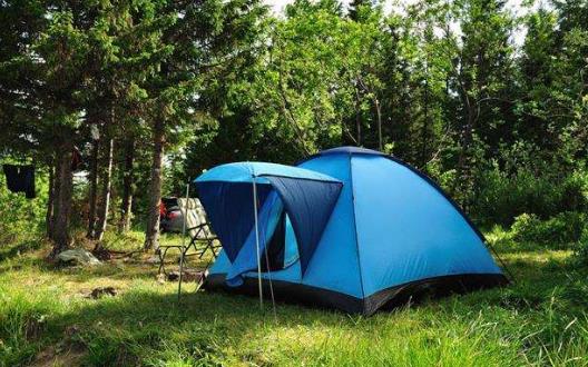 露營生活遠(yuǎn)離煩囂都市 野外露營注意事項