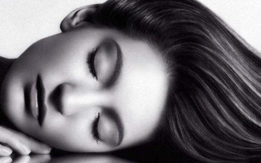 年輕人長白發的心理危害 日常養發護發小妙招