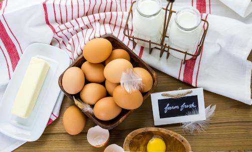 身體缺鈣怎么補 補鈣喝骨頭湯好還是吃鈣片好