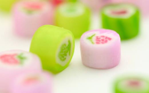 出現(xiàn)暈車(chē)嘔吐現(xiàn)象 8種食物幫你擺脫暈車(chē)