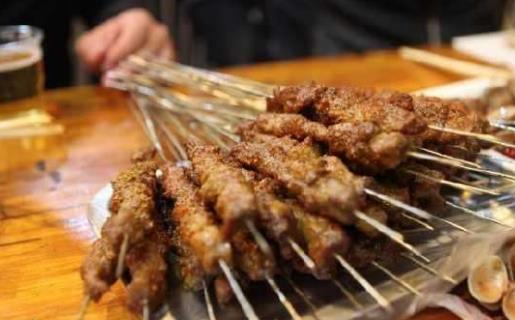 喝酒要注意的6個禁忌 想要解酒不妨多吃這5種食物