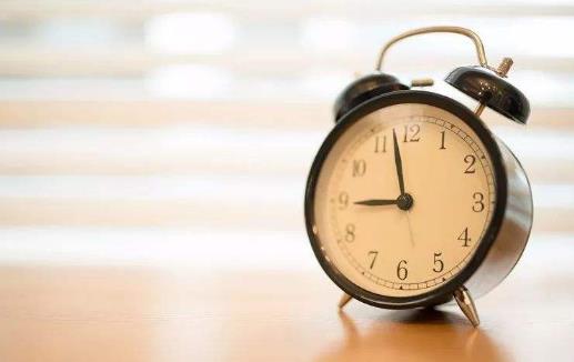 習慣并不一定是壞毛病 賴床的正確方式 