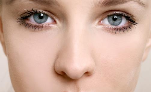 保養別忘了眼睛 眼部按摩的正確手法步驟