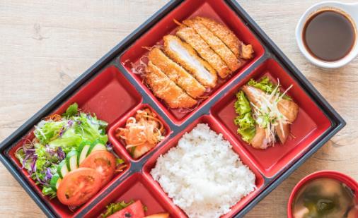 乳房的愛恨食物吃錯(cuò)胸越小 為乳房健康應(yīng)少吃的食物