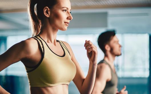 錯誤的呼吸節奏頭暈缺氧 調整呼吸方式保持健身效果