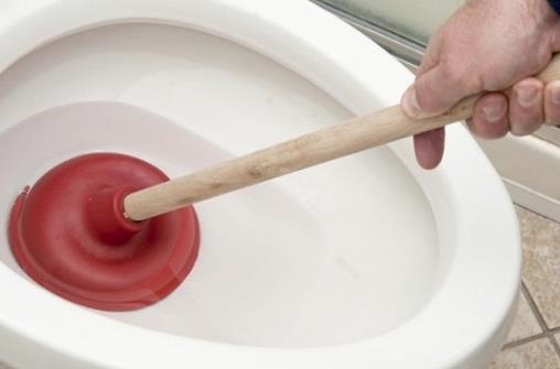 馬桶經常堵怎么辦?馬桶疏通有妙招!