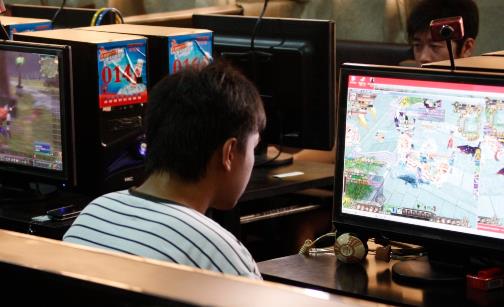 網癮防治擬入我國法律 網癮少年如何戒掉可怕的網癮