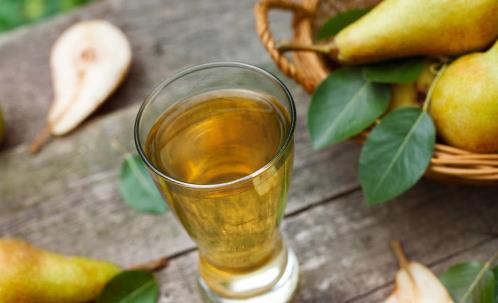 冬季常喝梨汁排毒潤肺降血壓 喝梨汁的功效與好處