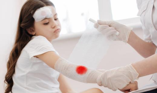 出現受傷流血及時的止血很重要 止血常見的四種方法